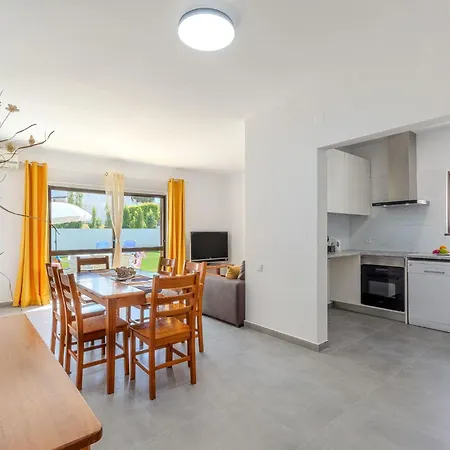 Marbella By Interhome * Албуфейра
