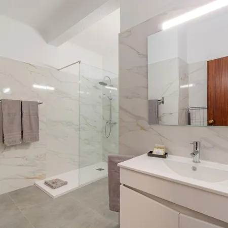 Marbella By Interhome Албуфейра